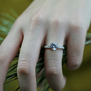 Nadine Silver - zásnubní prsten ze stříbra