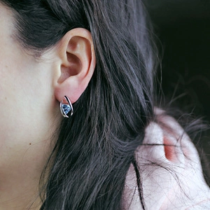 Bojana S Blue Topaz - stříbrné náušnice s modrým topazem