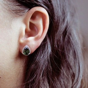 Ace Silver Green - stříbrné náušnice se zirkony