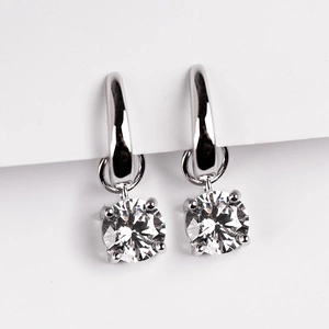 Kavon - stříbrné náušnice se zirkonem + 2 přívěsky ZDARMA