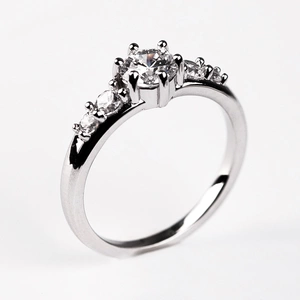 Orythia Silver - zásnubní prsten ze stříbra