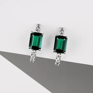 Auralis Green - stříbrné náušnice s bílými a zelenými zirkony