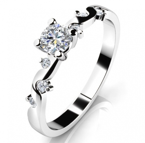 Zeus White  - jedinečný zásnubní prsten ve špičkovém designu